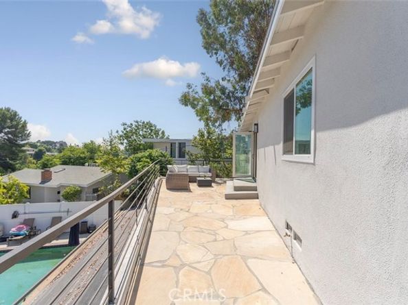981 Nordica Drive, Los Angeles CA 90065