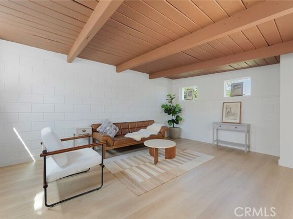 981 Nordica Drive, Los Angeles CA 90065