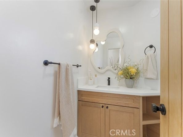 981 Nordica Drive, Los Angeles CA 90065