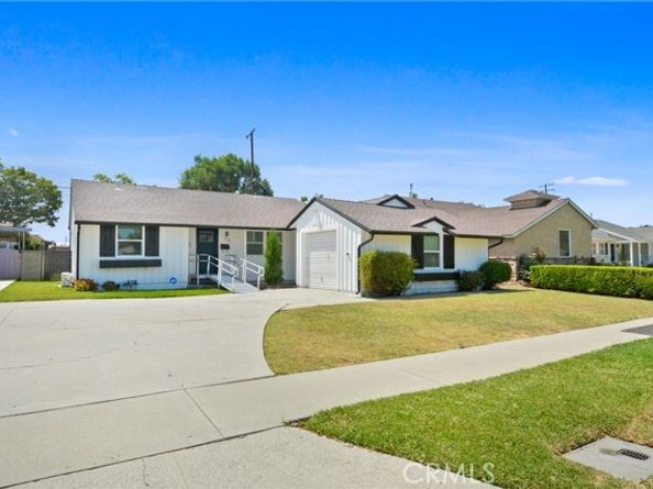 7518 Kengard Avenue, Whittier CA 90606