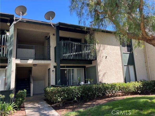 23240 Orange Avenue 8, Lake Forest (el Toro) CA 92630
