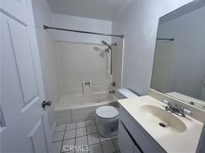 23240 Orange Avenue 8, Lake Forest (el Toro) CA 92630