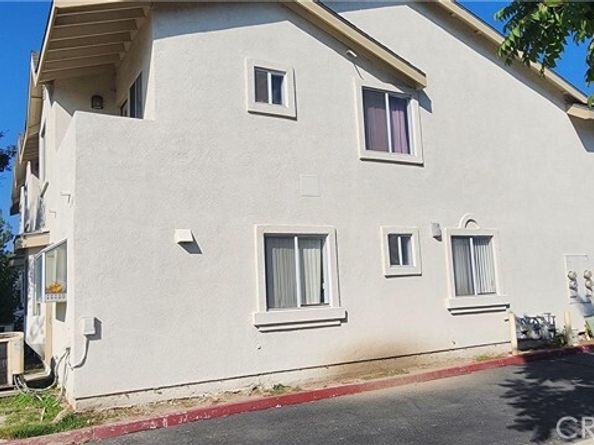1425 S White A, Pomona CA 91766