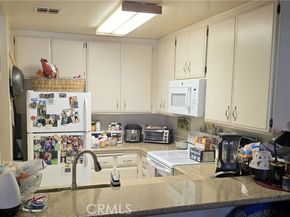 1140 E Ocean 109, Long Beach CA 90802