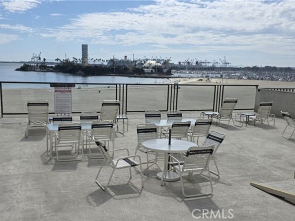 1140 E Ocean 109, Long Beach CA 90802