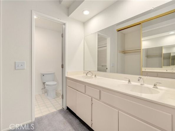 26426 Fox Glen 14, Lake Forest (el Toro) CA 92630