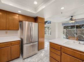 26426 Fox Glen 14, Lake Forest (el Toro) CA 92630