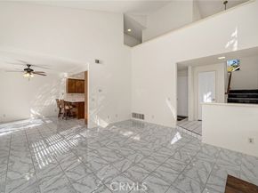 26426 Fox Glen 14, Lake Forest (el Toro) CA 92630