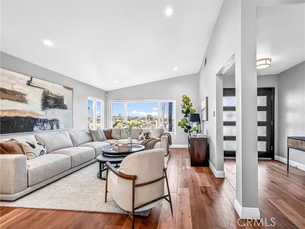 7313 S Earldom Avenue, Playa Del Rey (los Angeles) CA 90293