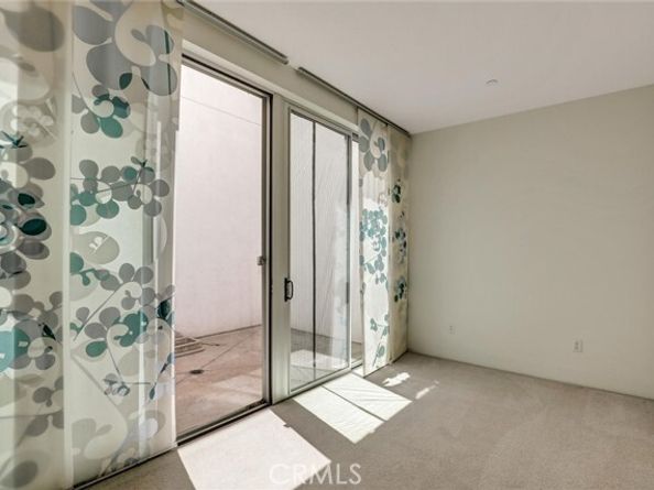 285 W 6th Street 327, San Pedro (los Angeles) CA 90731