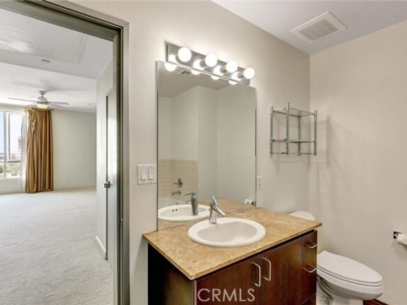 285 W 6th Street 327, San Pedro (los Angeles) CA 90731
