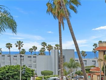 200 S. Catalina Ave