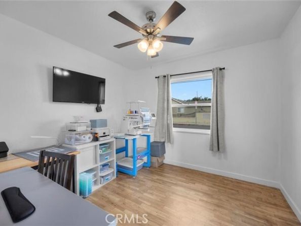 1566 N Neptune, Wilmington (los Angeles) CA 90744