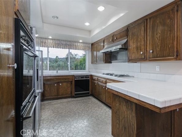 19291 Berclair Lane, Tarzana (los Angeles) CA 91356