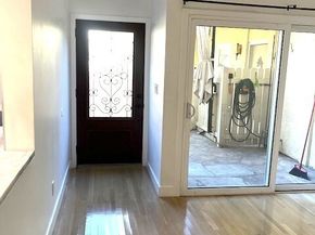 8110 Canby 3, Reseda (los Angeles) CA 91335