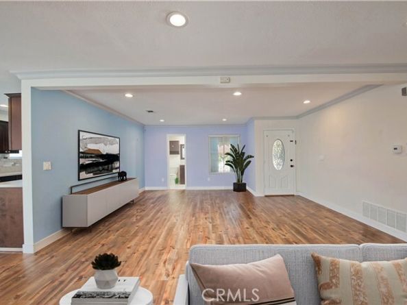16420 Flanders Street, Granada Hills (los Angeles) CA 91344