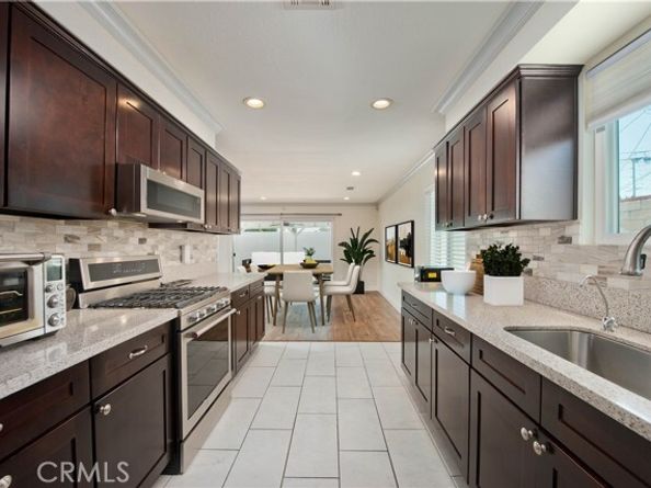 16420 Flanders Street, Granada Hills (los Angeles) CA 91344