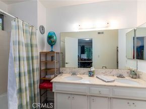 5828 Calvin, Tarzana (los Angeles) CA 91356