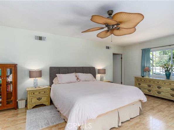 5828 Calvin, Tarzana (los Angeles) CA 91356