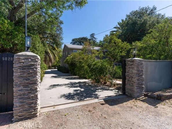 5828 Calvin, Tarzana (los Angeles) CA 91356