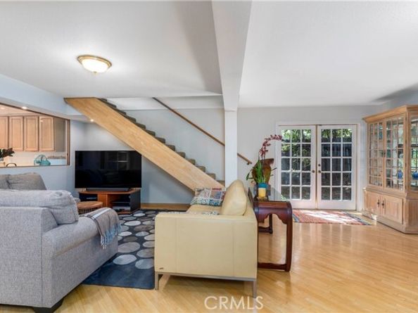 5828 Calvin, Tarzana (los Angeles) CA 91356