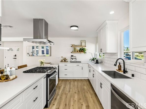 16020 Celtic Street, Granada Hills (los Angeles) CA 91344