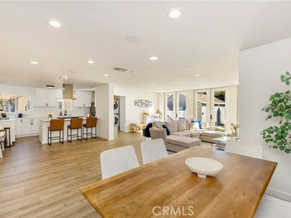 16020 Celtic Street, Granada Hills (los Angeles) CA 91344