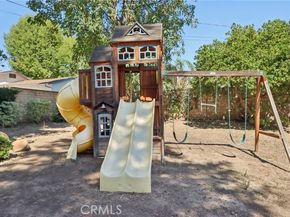 11129 White Oak, Granada Hills (los Angeles) CA 91344