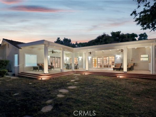 11129 White Oak, Granada Hills (los Angeles) CA 91344