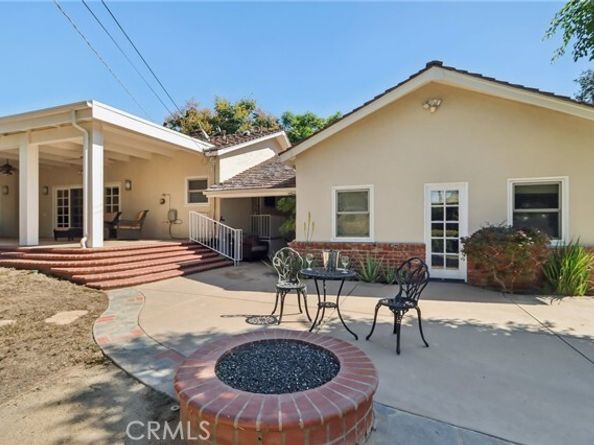 11129 White Oak, Granada Hills (los Angeles) CA 91344