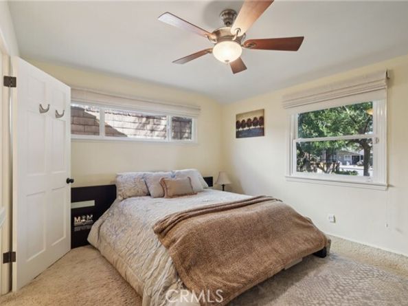 11129 White Oak, Granada Hills (los Angeles) CA 91344