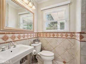 11129 White Oak, Granada Hills (los Angeles) CA 91344