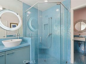 11129 White Oak, Granada Hills (los Angeles) CA 91344