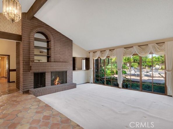 22511 Ballinger Street, Chatsworth (los Angeles) CA 91311