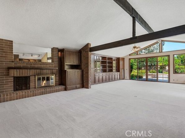 22511 Ballinger Street, Chatsworth (los Angeles) CA 91311