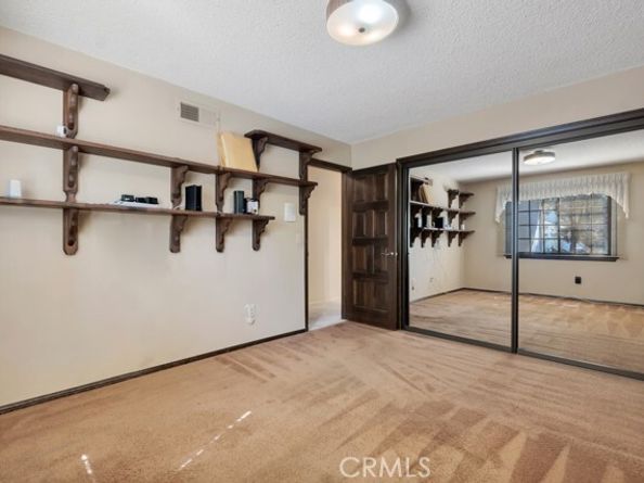 22511 Ballinger Street, Chatsworth (los Angeles) CA 91311