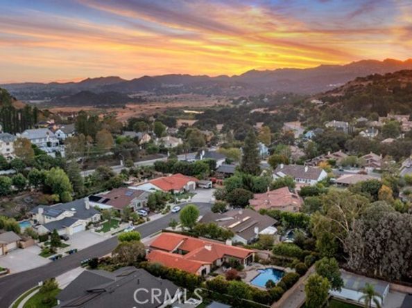 22511 Ballinger Street, Chatsworth (los Angeles) CA 91311