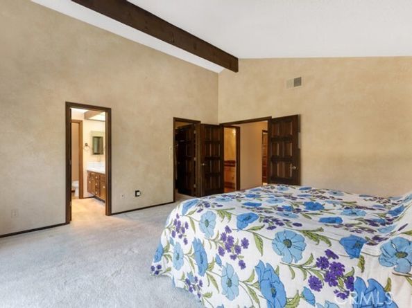 22511 Ballinger Street, Chatsworth (los Angeles) CA 91311
