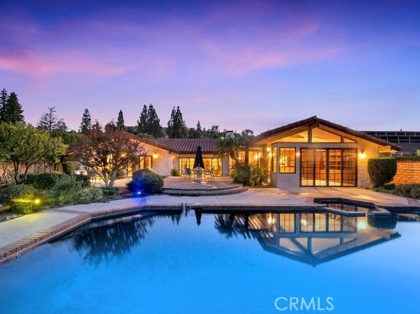22511 Ballinger Street, Chatsworth (los Angeles) CA 91311
