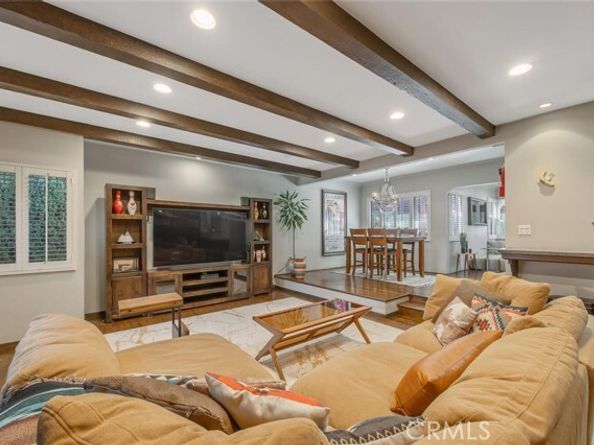 10441 Bloomfield, Toluca Lake (los Angeles) CA 91602