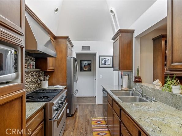 10441 Bloomfield, Toluca Lake (los Angeles) CA 91602