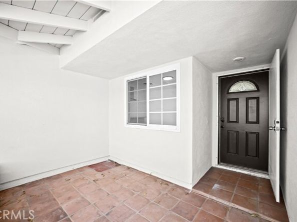 12031 Pierce Street, Sylmar (los Angeles) CA 91342