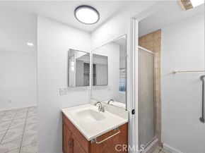 12031 Pierce Street, Sylmar (los Angeles) CA 91342