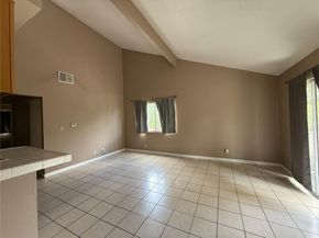 13144 Bromont Avenue 42, Sylmar (los Angeles) CA 91342