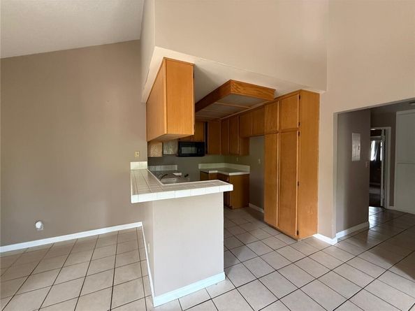 13144 Bromont Avenue 42, Sylmar (los Angeles) CA 91342