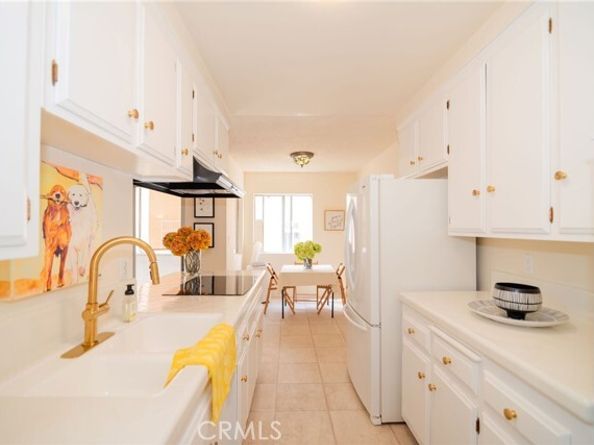 8710 Delgany Avenue 15, Playa Del Rey (los Angeles) CA 90293