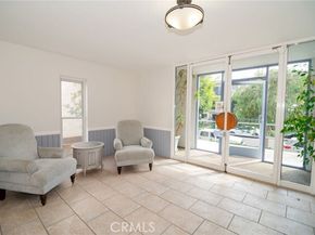8710 Delgany Avenue 15, Playa Del Rey (los Angeles) CA 90293