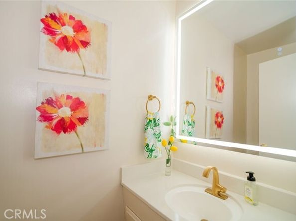 8710 Delgany Avenue 15, Playa Del Rey (los Angeles) CA 90293