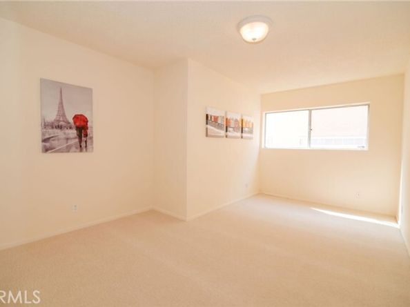 8710 Delgany Avenue 15, Playa Del Rey (los Angeles) CA 90293