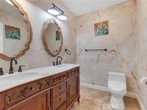 10111 Oak Park Avenue, Northridge (los Angeles) CA 91325